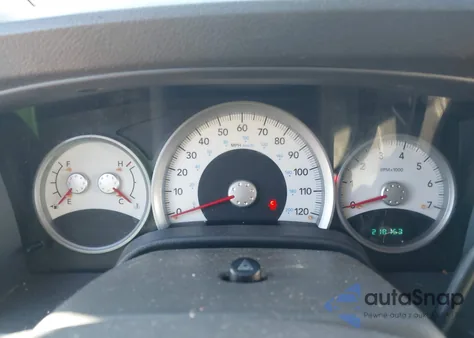 2005 Dodge Durango Slt из США, поврежденный, VIN 1D4HD48N75F561818